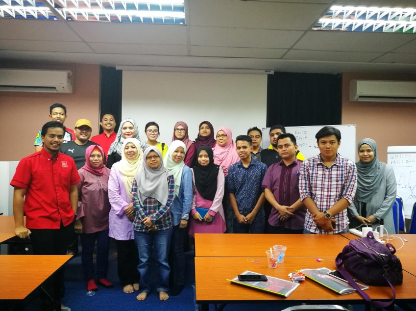 Suasana Seminar 2